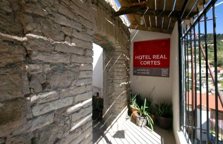 Hotel Real Cortes Mineral del Monte Exteriör bild