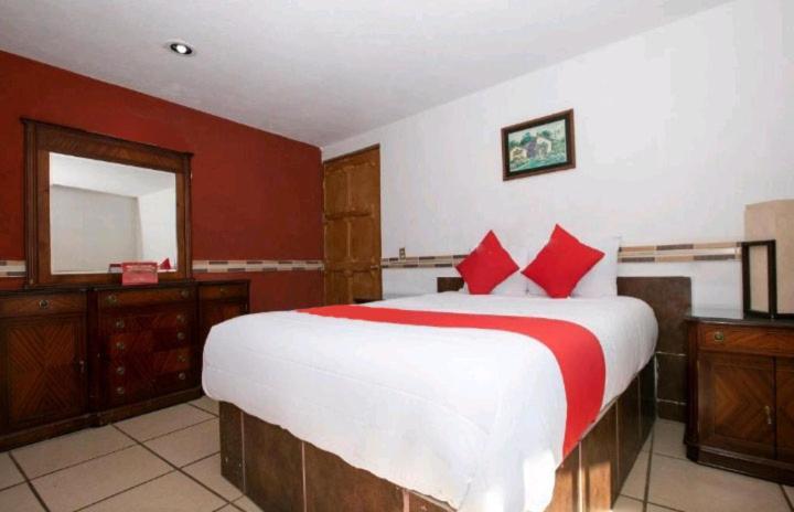 Hotel Real Cortes Mineral del Monte Exteriör bild